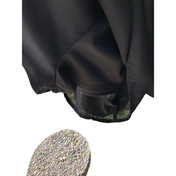 Love Reign Lace Dress with Intricate Detailing Black XSmall - Picture 5 of 5